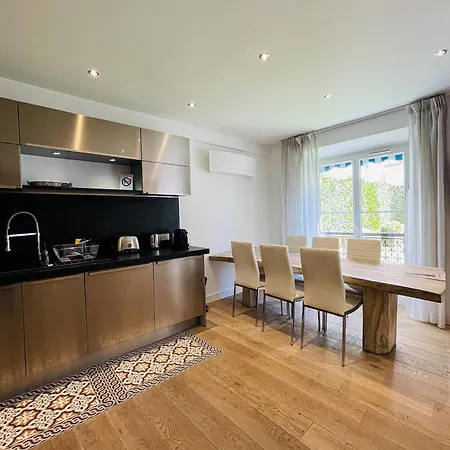 Splendide 3 Couleur Nature * Канны